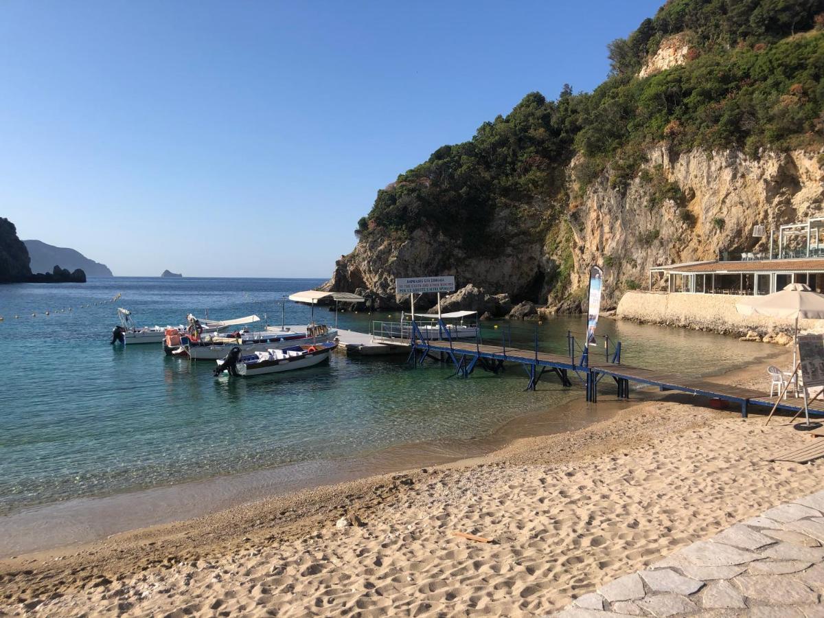 Villa Ampelaki "30 Meters To Beach" 팔레오카스트리차 외부 사진